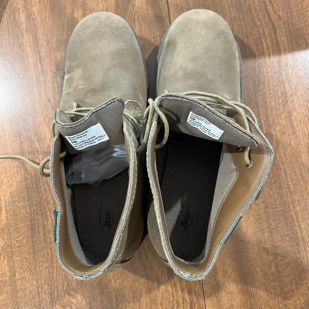 G.H. Bass & Co. Mens Taupe Suede Leather Chukka Desert Boots 6M